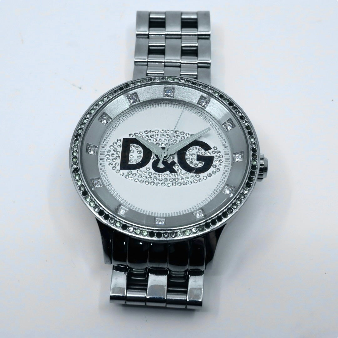 【電池交換済】D&G ドルチェ＆ガッバーナ 腕時計 ラインストーン D&Gロゴ メンズ レディース ユニセックス クオーツ アナログ シルバー ブレスレットウォッチ ドレスウォッチ ゴージャス エレガント ラグジュアリー クリーニング済み G2