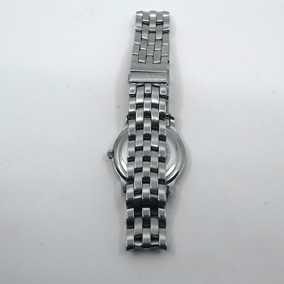 【電池交換済／クリーニング済】グッチ GUCCI 5500L 腕時計 レディースウォッチ クォーツ シルバー文字盤 ローマンインデックス デイト表示 ステンレススチール クラシック エレガント ドレスウォッチ ビジネス 稼働品 G3