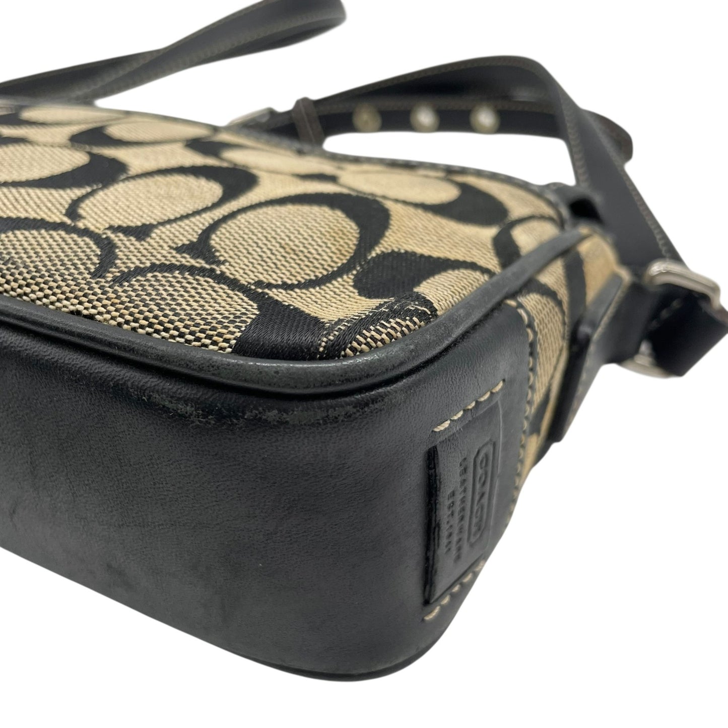 COACH コーチ ショルダーバッグ シグネチャー キャンバス レザー 黒 ブラック ベージュ シルバー金具 フラップ ベルト 横長 Y2K ミニバッグ 斜め掛け可 レディース S6