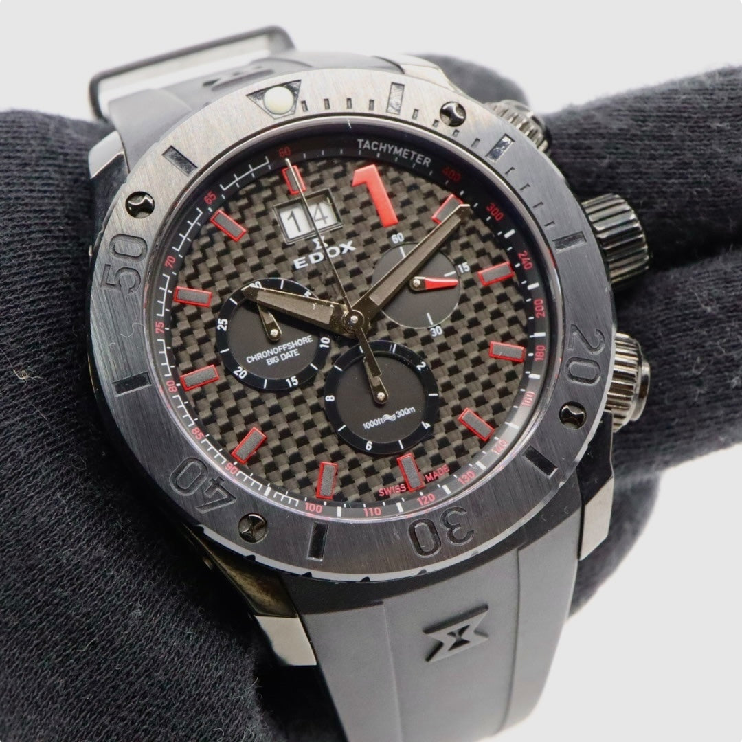 【新品同様/稼働品】エドックス EDOX クロノオフショア1 10020 メンズ腕時計 クオーツ クロノグラフ ビッグデイト カーボンダイヤル ブラック 300m防水 ダイバーズウォッチ パワーボート スイス製 スポーティ エレガント G7
