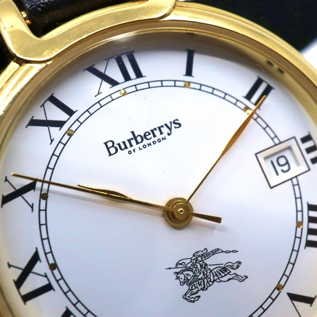 BURBERRY バーバリー 腕時計 ゴールド クオーツ ホワイト文字盤【中古】 ユニセックス