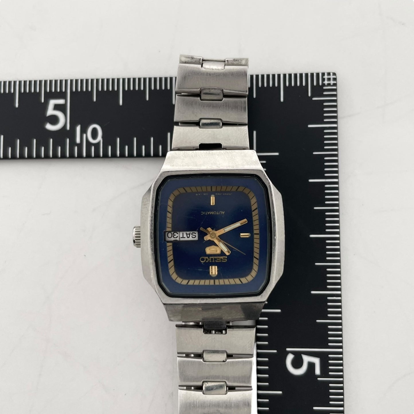 【稼働品】seiko セイコー 腕時計 2906-5250 レディース 自動巻き オートマチック ヴィンテージ アンティーク 青文字盤 デイデイト アナログ スクエア クラシック エレガント ドレスウォッチ ステンレス クリーニング済 G