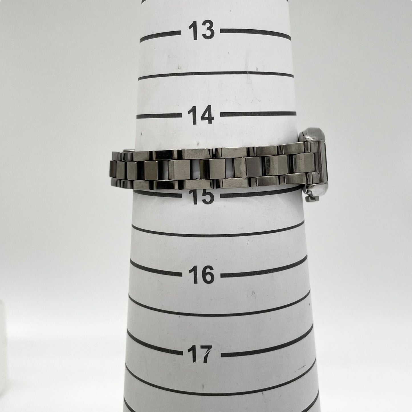 【美品／稼働品】セイコー ルキア 人気モデル SSVR131 腕時計 レディース ソーラー トノー型 シェル文字盤 MOP アナログ ローマン エレガント ドレスウォッチ ビジネス オフィス フォーマル クリーニング済 G