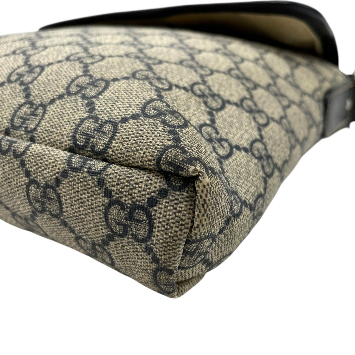 GUCCI グッチ GGスプリーム ショルダーバッグ 223666 紺 ネイビー グレー PVC レザー シルバー金具 斜め掛け可 フラップ開閉 メンズ レディース K2