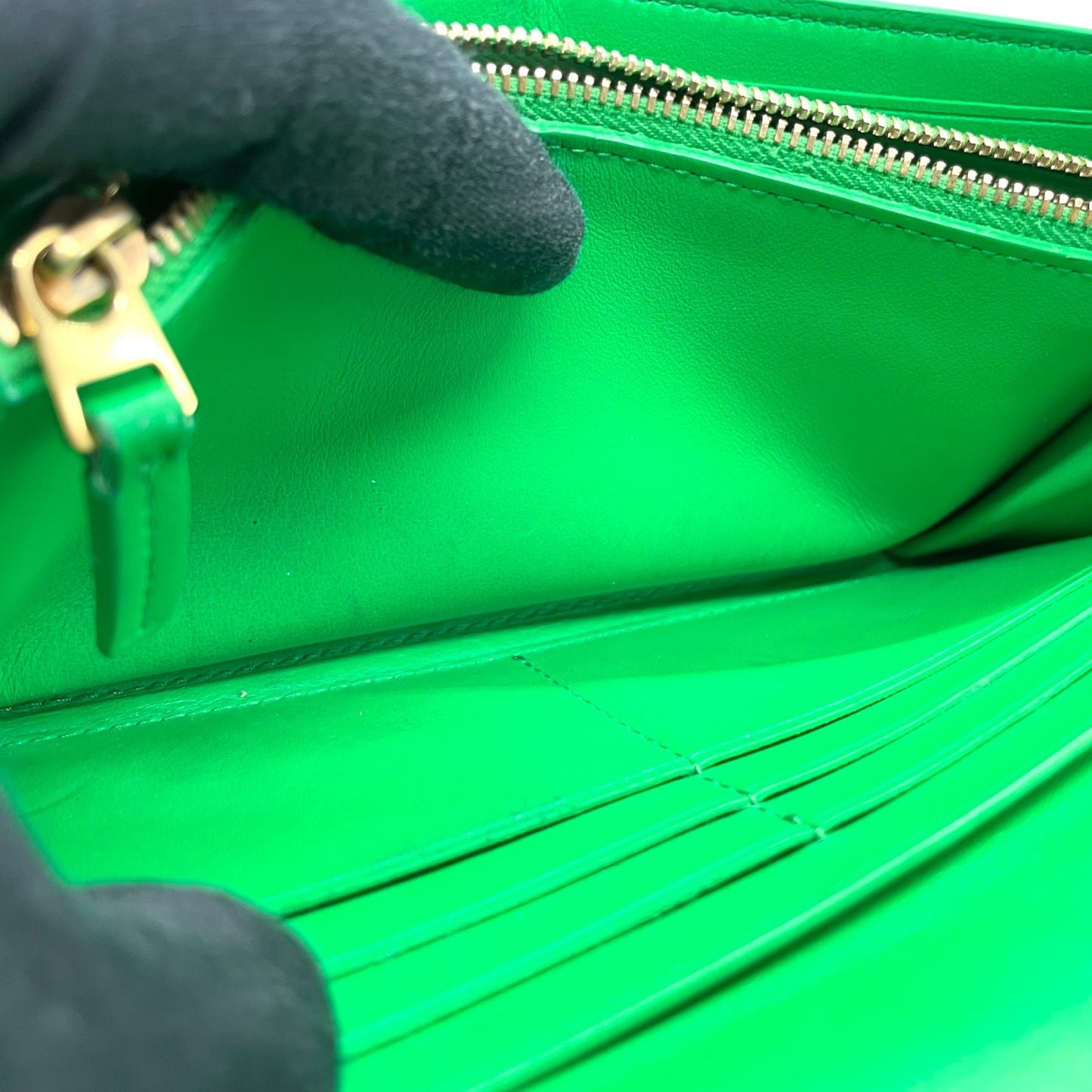 Authentic BOTTEGA VENETA Intrecciato Flap Long Wallet Parakeet Green Leather 666935