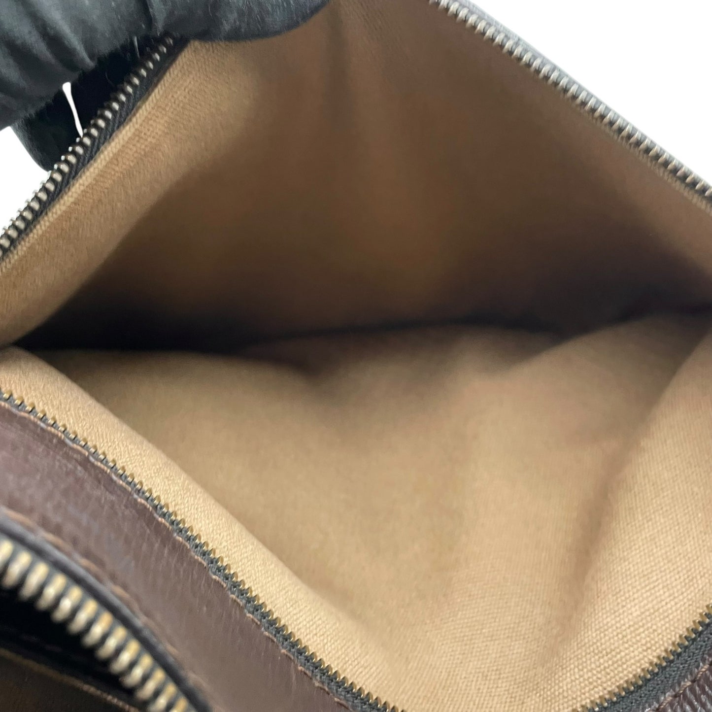 ルイ・ヴィトン LOUIS VUITTON サック・プラ ショルダーバッグ ユタレザー ブラウン系 カフェ M92073 メンズ レディース K8