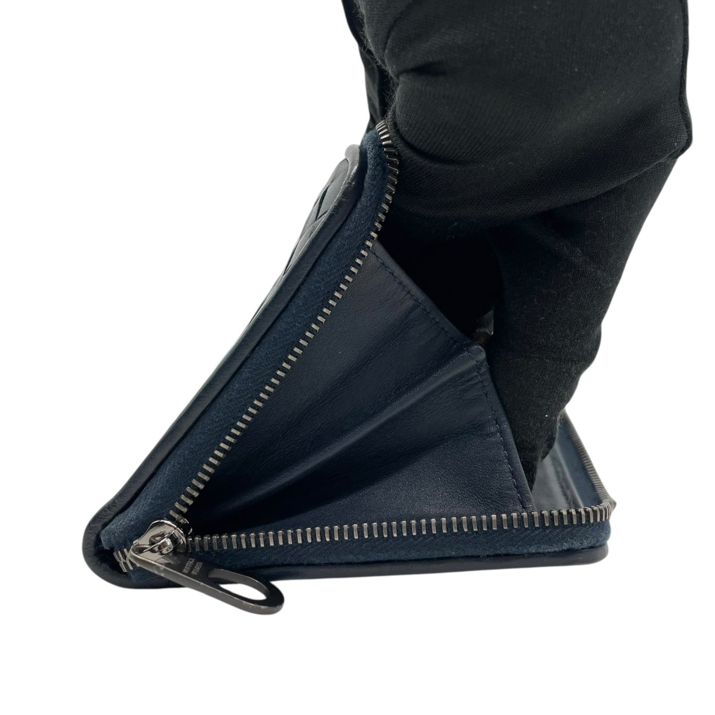 美品 BOTTEGA VENETA ボッテガヴェネタ ボッテガベネタ ラウンドファスナー 長財布 イントレチャート 紺 ネイビー レザー メンズ レディース M1