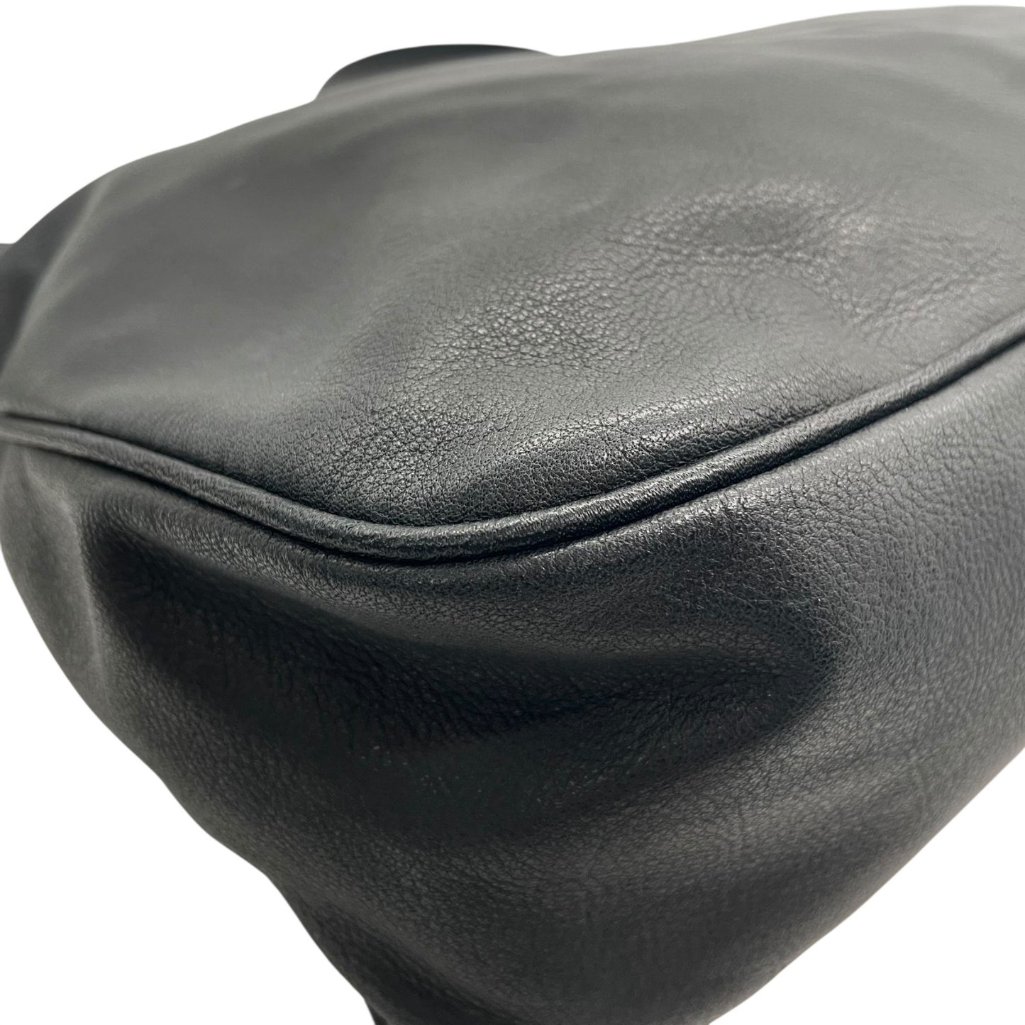 極美品 ARMANI COLLEZIONI アルマーニ コレッツォーニ レザー ワンショルダー ショルダーバッグ ブラック 本革 シルバー金具 ユニセックス メンズ レディース A1