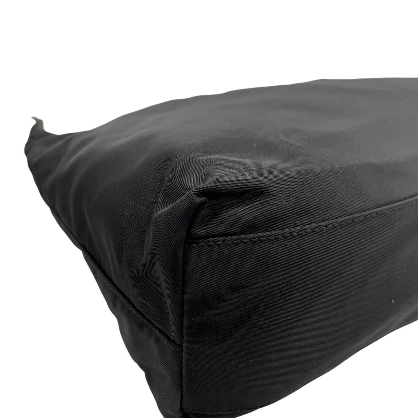 美品 PRADA プラダ ワンショルダー ショルダーバッグ ハンドバッグ 三角プレートロゴ トライアングルロゴ 黒 ブラック ナイロン シルバー金具 レディース B2