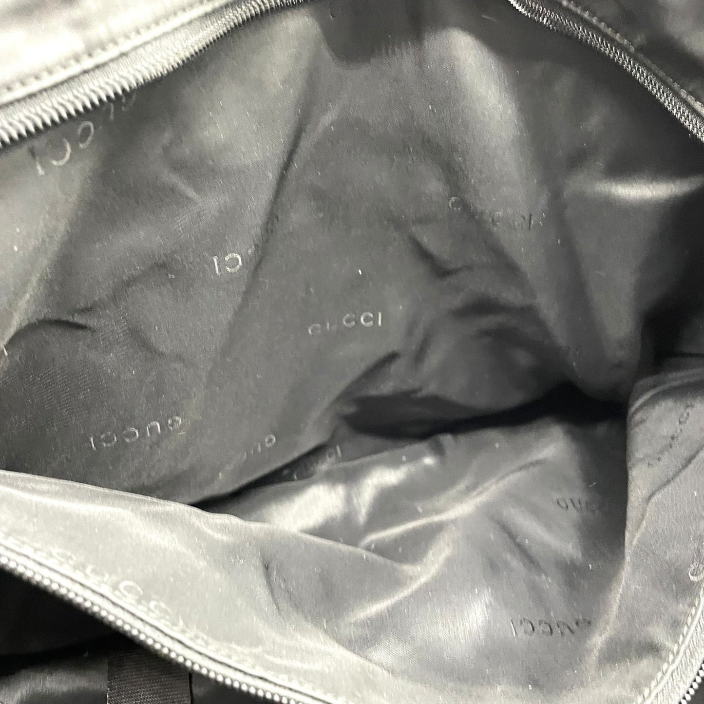 グッチ GUCCI ボストンバッグ ショルダーバッグ ブラック 黒 2way ナイロン レザー 大容量 トラベルバッグ ビジネスバッグ 斜め掛け可 ロゴ シルバー金具 メンズ X