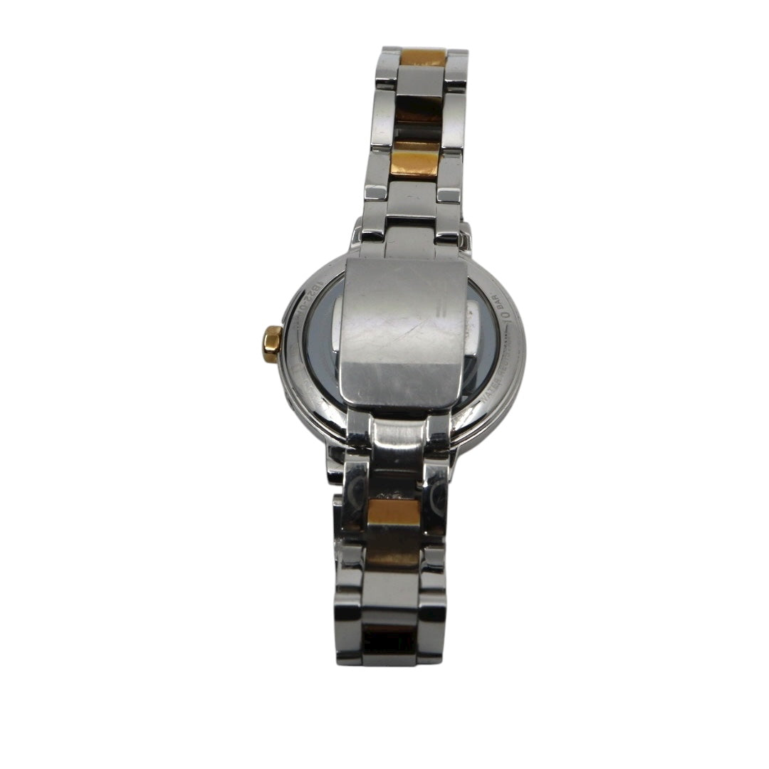 SEIKO Lukia ピンク文字盤 アラビアインデックス 電波ソーラー 26mm ラウンドフェイス ステンレススチール レディースウォッチ G11