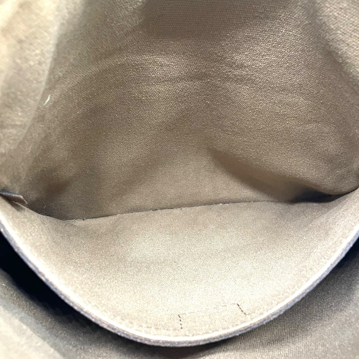 ルイ・ヴィトン LOUIS VUITTON サック・プラ ショルダーバッグ ユタレザー ブラウン系 カフェ M92073 メンズ レディース K8