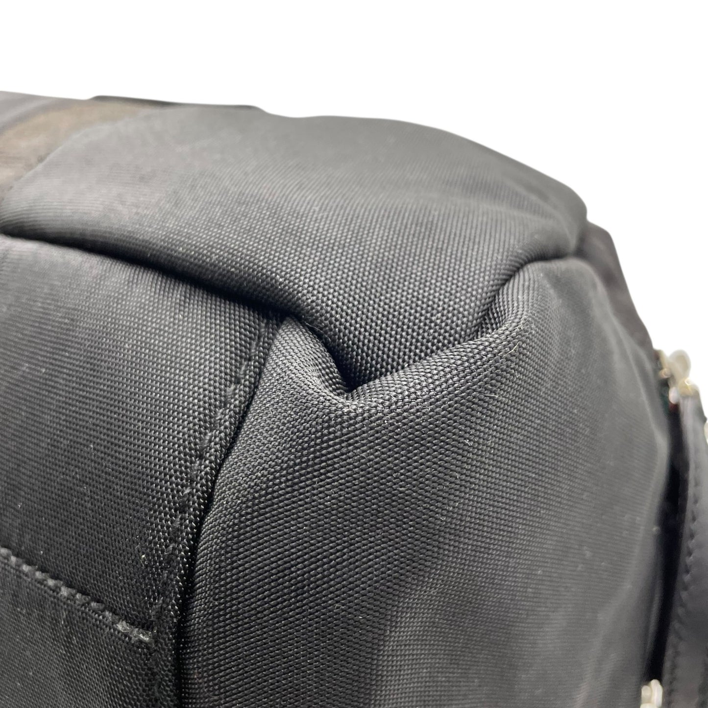 極美品 GUCCI グッチ ボストンバッグ 2WAY ハンドバッグ ブラック 黒 ナイロン 肩掛け 斜め掛け クロスボディ シルバー金具 メンズ レディース ユニセックス トラベルバッグ 大容量 Z4