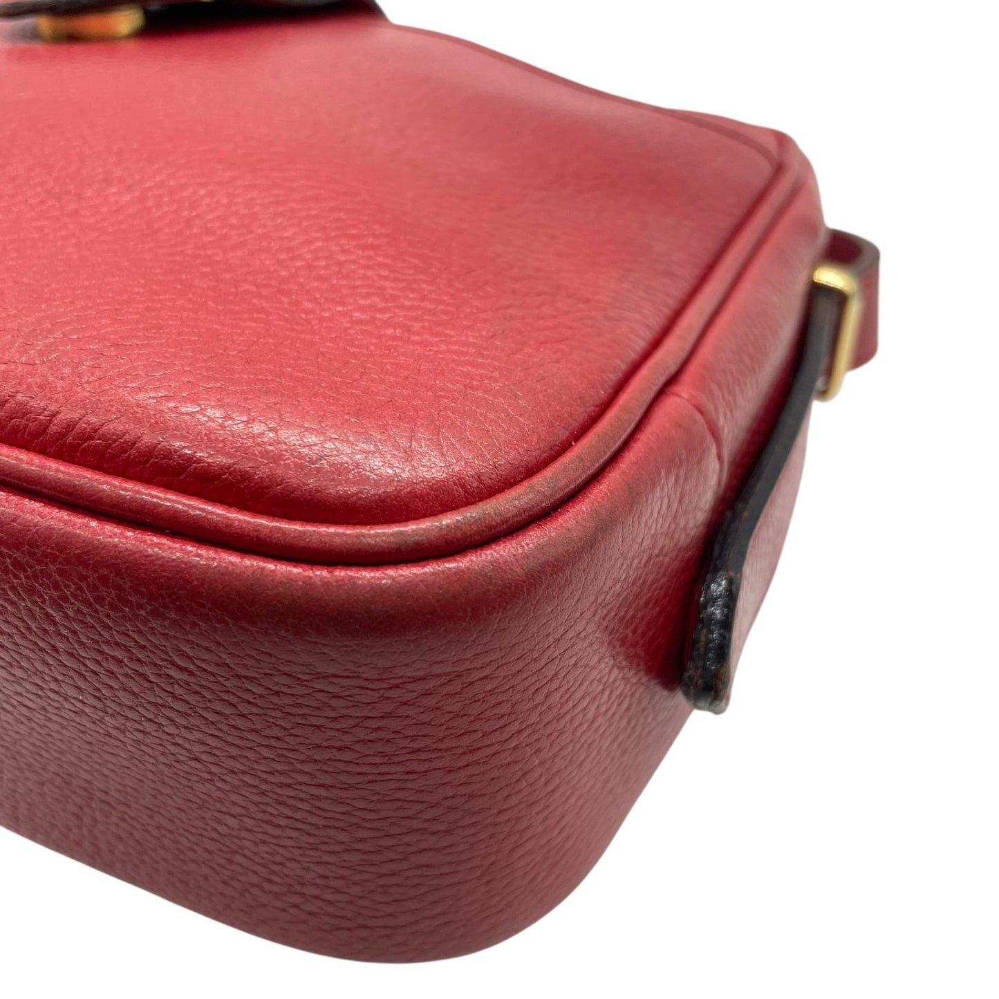 イヴサンローラン Yves Saint Laurent YSL ヴィンテージ ショルダーバッグ 赤 レッド レザー ゴールドロゴ 金金具 コンパクト A1