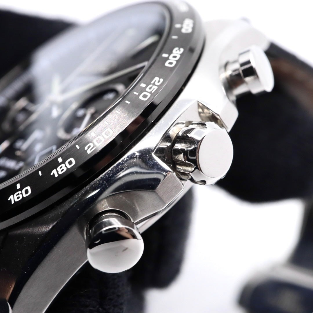 【新品同様/稼働品】セイコー SEIKO クロノグラフ V175-0FA0 メンズ腕時計 ソーラー アナログ ブラック文字盤 型押しレザーベルト タキメーター 10気圧防水 サファイアクリスタル ビジネス スポーティ エレガント クリーニング済 G7