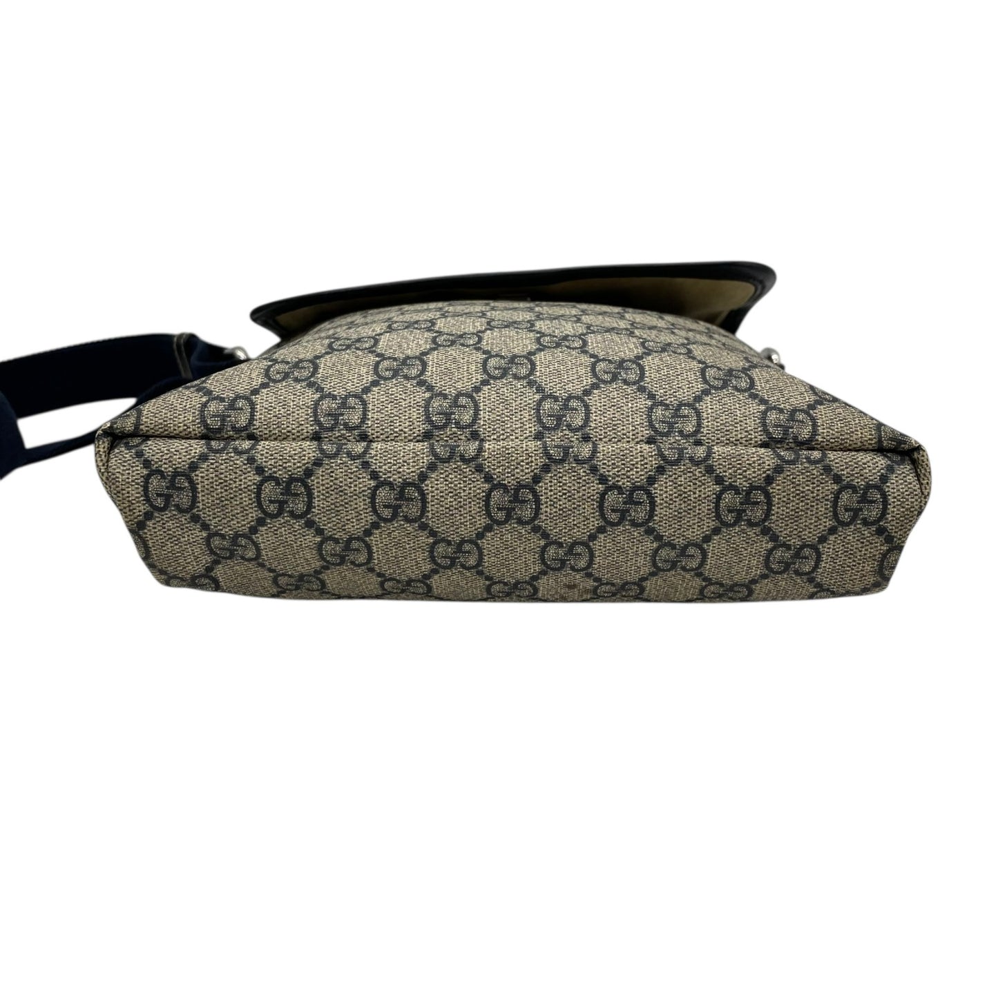 GUCCI グッチ GGスプリーム ショルダーバッグ 223666 紺 ネイビー グレー PVC レザー シルバー金具 斜め掛け可 フラップ開閉 メンズ レディース K2