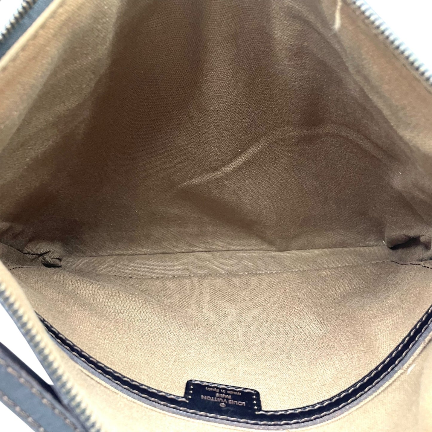 ルイ・ヴィトン LOUIS VUITTON サック・プラ ショルダーバッグ ユタレザー ブラウン系 カフェ M92073 メンズ レディース K8