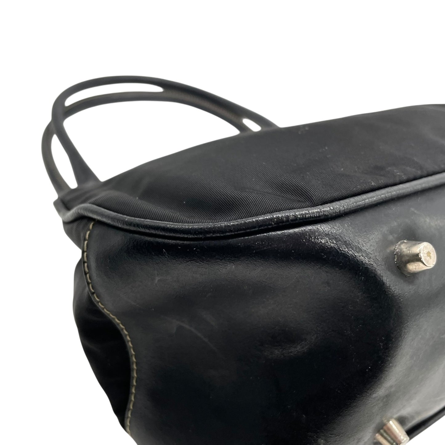 PRADA プラダ ワンショルダーバッグ ショルダーバッグ 黒 ブラック 肩掛け シルバー金具 ベルトデザイン フラップ ナイロン×レザー 三角ロゴ トライアングルロゴ ヴィンテージ テスート D1