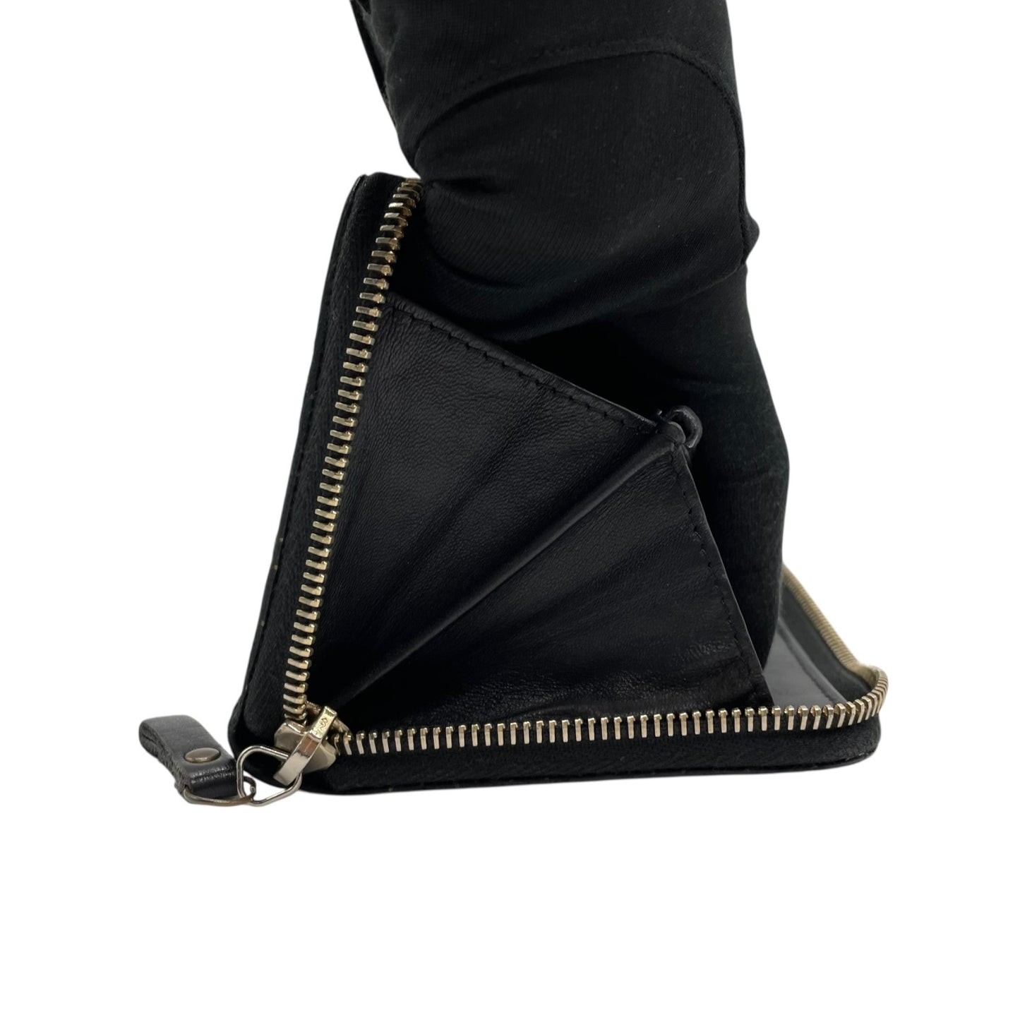 美品 シャネル CHANEL カメリア ラウンドファスナー 長財布 ブラック 黒 レザー 金 ゴールド金具 ココマーク 型押し ウォレット W6