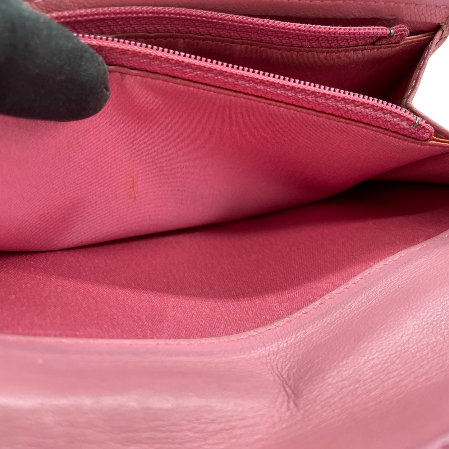 シャネル CHANEL カメリア ラムスキン 長財布 ウォレット ピンク ココマーク シルバー エンボス レディース W4