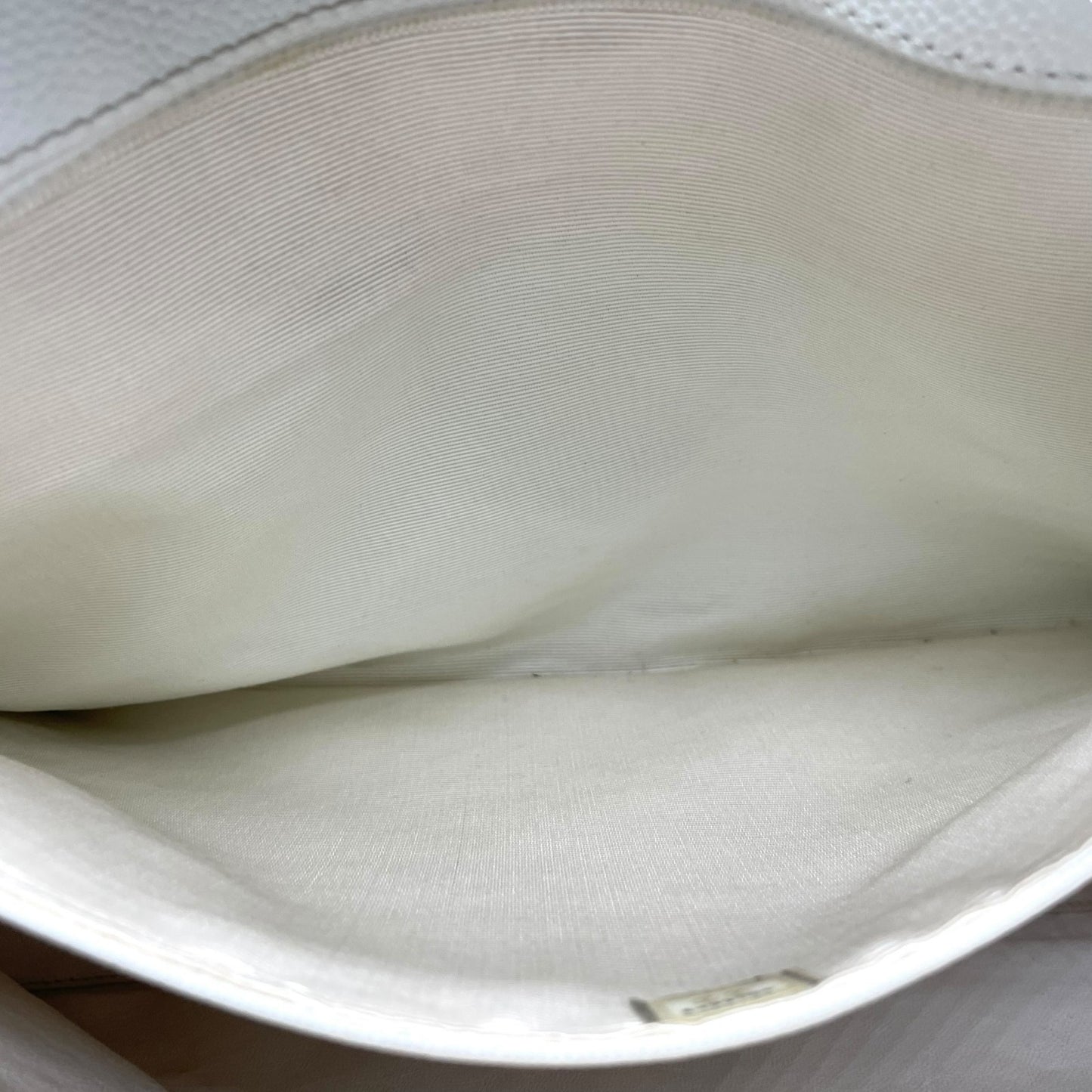 シャネル CHANEL トートバッグ キャビアスキン マトラッセ ココマーク 白 ホワイト ブラウンチェーン シルバー金具 C