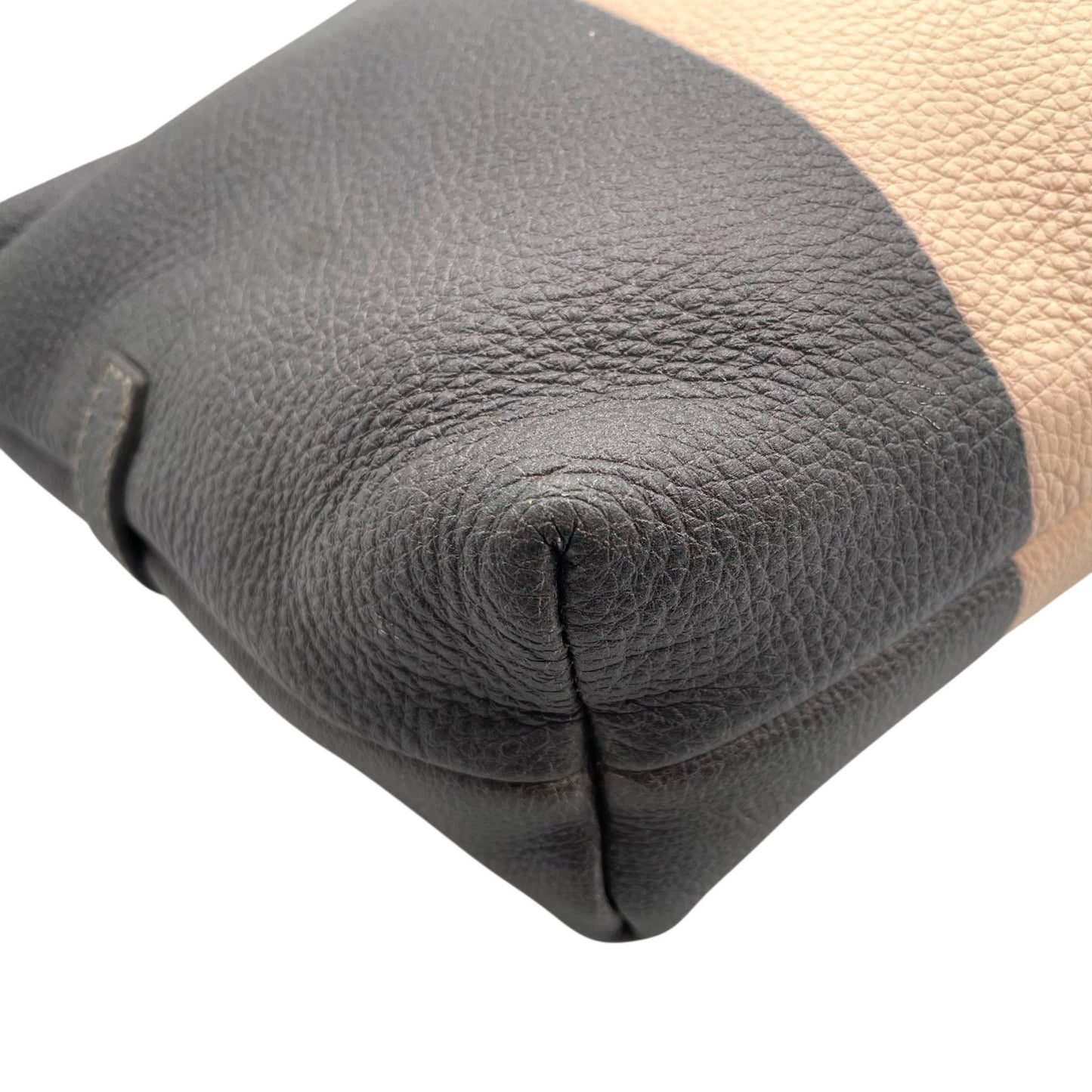 フルラ FURLA バイカラー レザー ショルダーバッグ ワンショルダー ベージュ 黒 ブラック 2WAY 金金具 ゴールド金具 S56