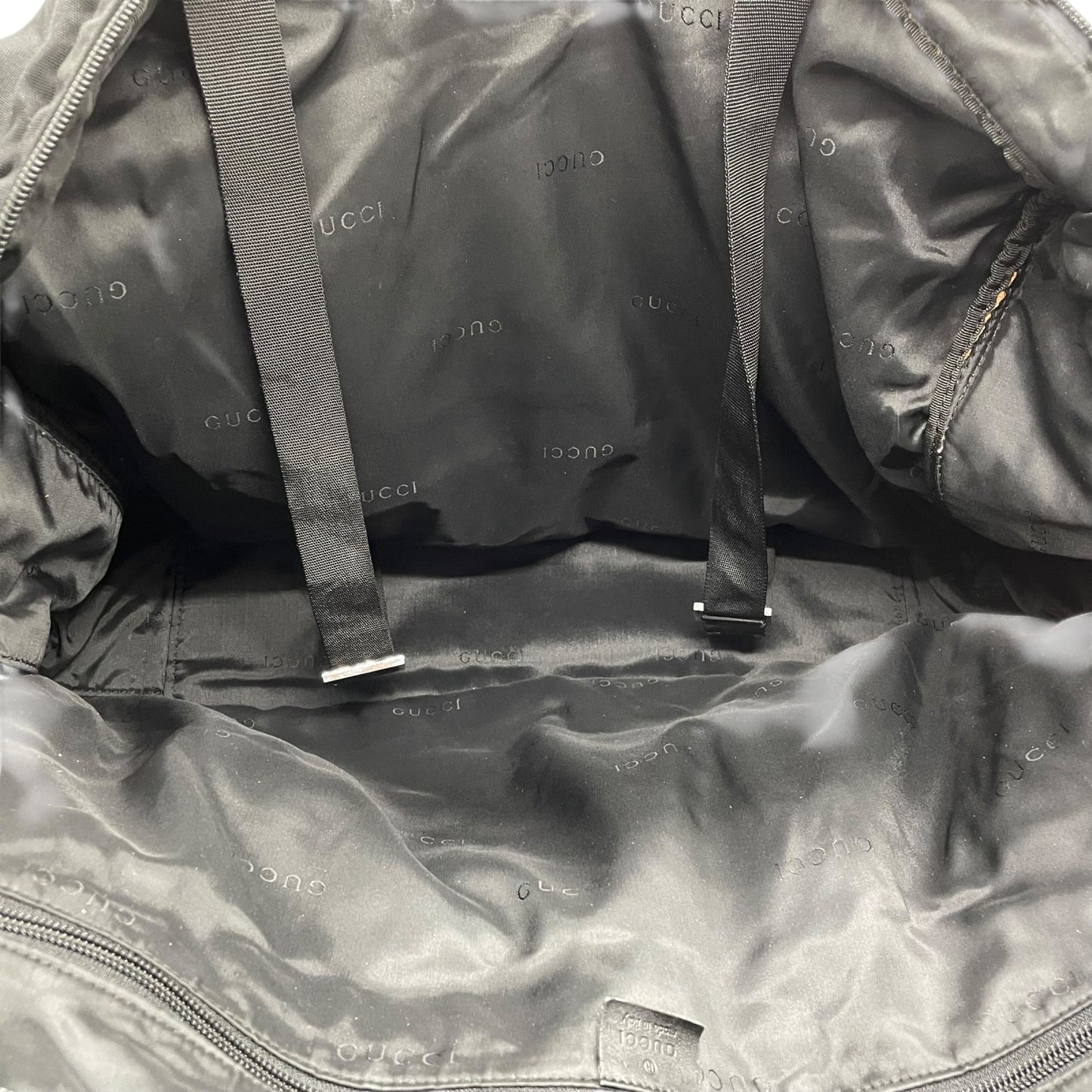 グッチ GUCCI ボストンバッグ ショルダーバッグ ブラック 黒 2way ナイロン レザー 大容量 トラベルバッグ ビジネスバッグ 斜め掛け可 ロゴ シルバー金具 メンズ X