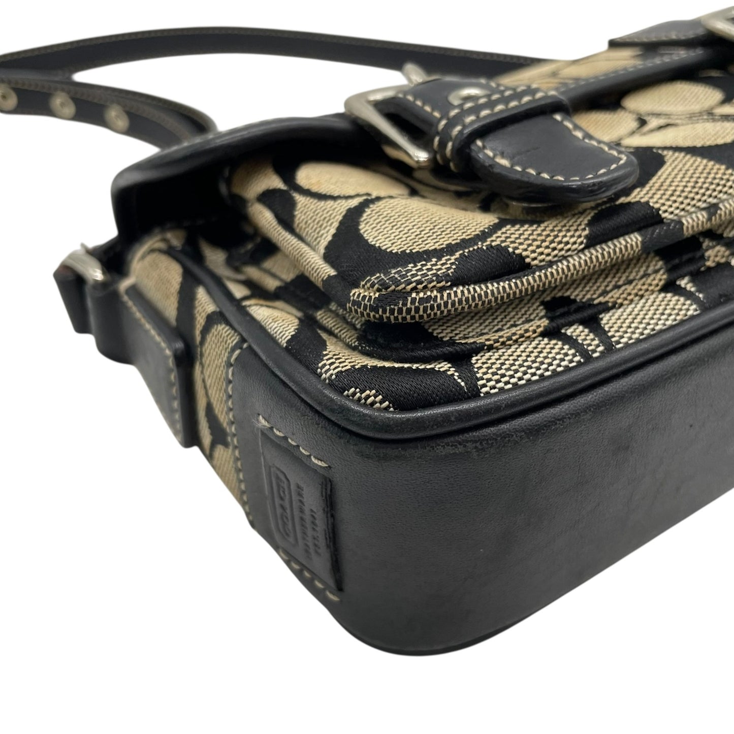 COACH コーチ ショルダーバッグ シグネチャー キャンバス レザー 黒 ブラック ベージュ シルバー金具 フラップ ベルト 横長 Y2K ミニバッグ 斜め掛け可 レディース S6