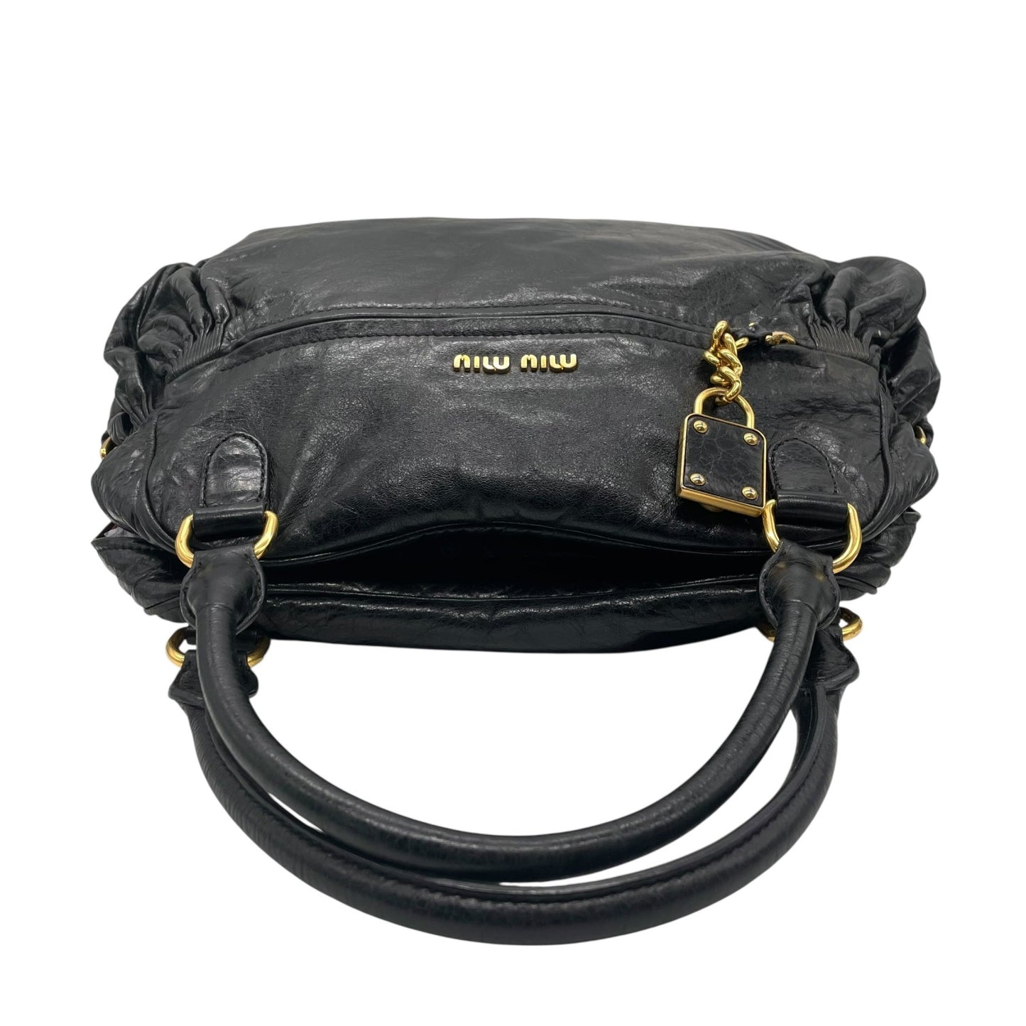 美品 miumiu ミュウミュウ 2WAY ハンドバッグ ショルダーバッグ 黒 ブラック レザー ゴールド金具 肩掛け可 カデナチャーム アーカイブ レディース ヴィンテージ D