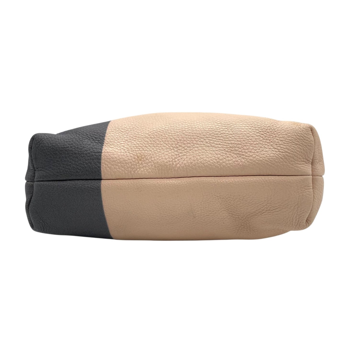 フルラ FURLA バイカラー レザー ショルダーバッグ ワンショルダー ベージュ 黒 ブラック 2WAY 金金具 ゴールド金具 S56