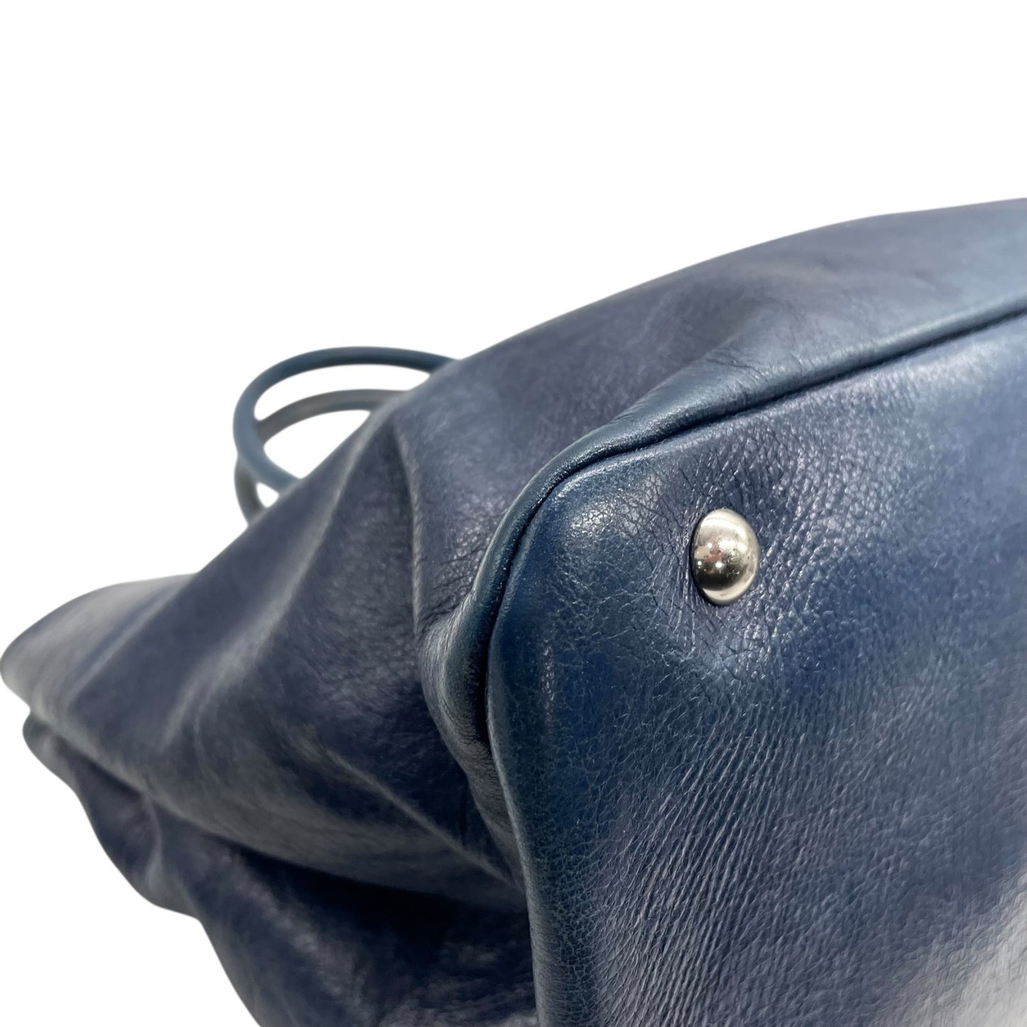 ミュウミュウ miumiu トートバッグ ショルダーバッグ ネイビー 紺 2way レザー 手提げ 斜め掛け可 シルバー金具 ロゴ レディース K10 archive 002 Y2K