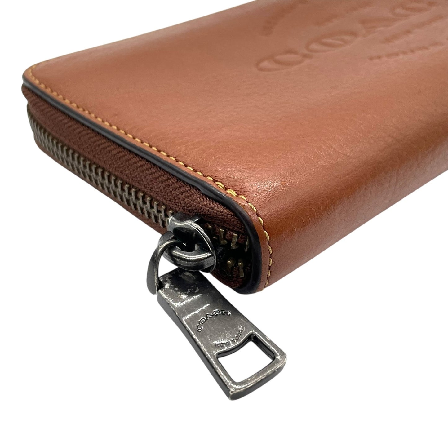 美品 コーチ COACH 長財布 ブラウン 茶色 レザー ラウンドジップ ラウンドファスナー ロゴ型押し シンプル ウォレット W4