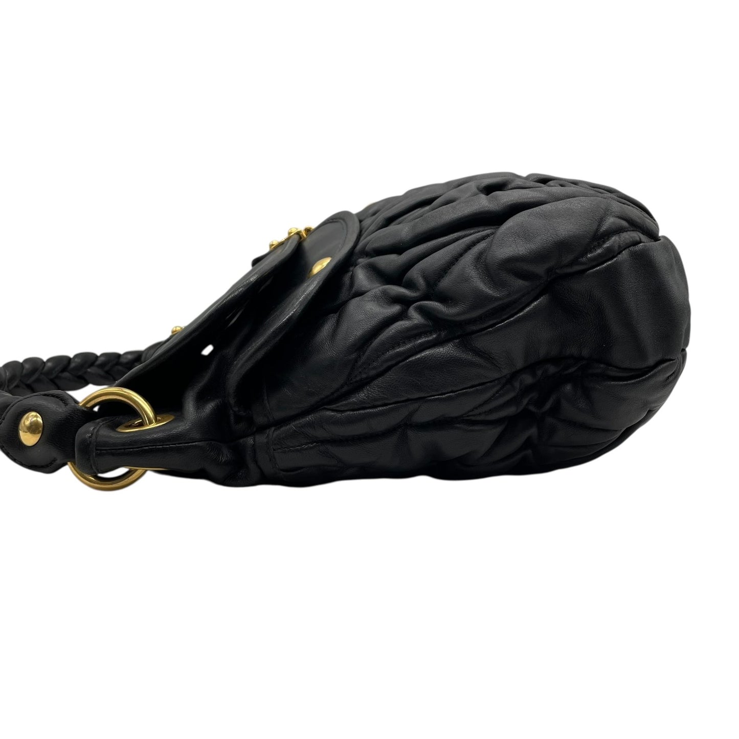 美品 miu miu ミュウミュウ 2WAY ハンドバッグ ショルダーバッグ マトラッセ マテラッセ 黒 ブラック レザー ゴールド金具 ロゴ 斜め掛け レディース C6