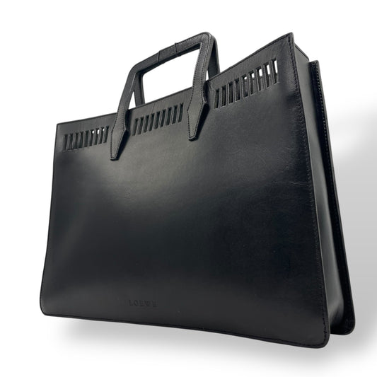 美品 LOEWE ロエベ ハンドバッグ トートバッグ 黒 ブラック レザー シルバー金具 ロゴ型押し 手提げ アナグラム ビジネス メンズ レディース E