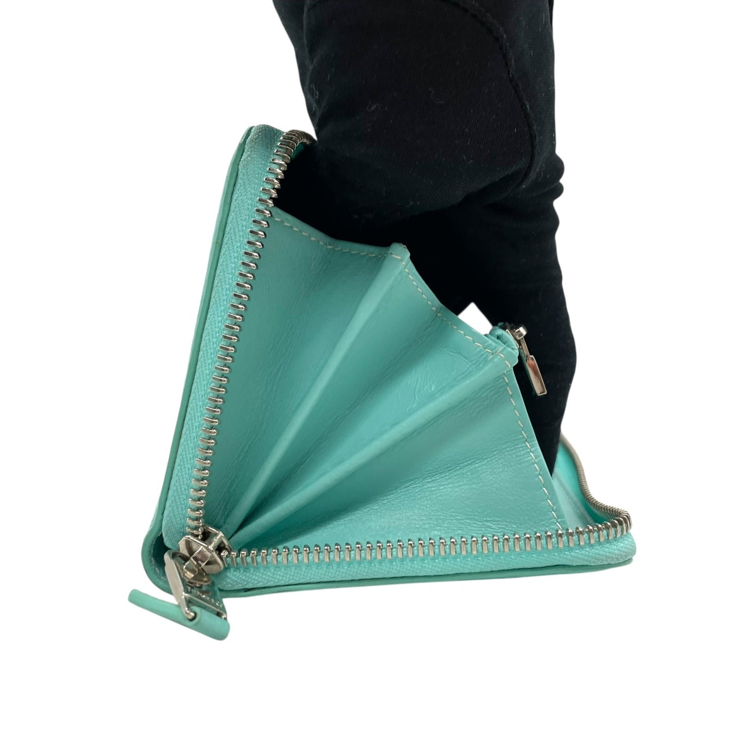 Authentic Tiffany & Co. Long Wallet Round Zipper Leather Silver Hardware with Box