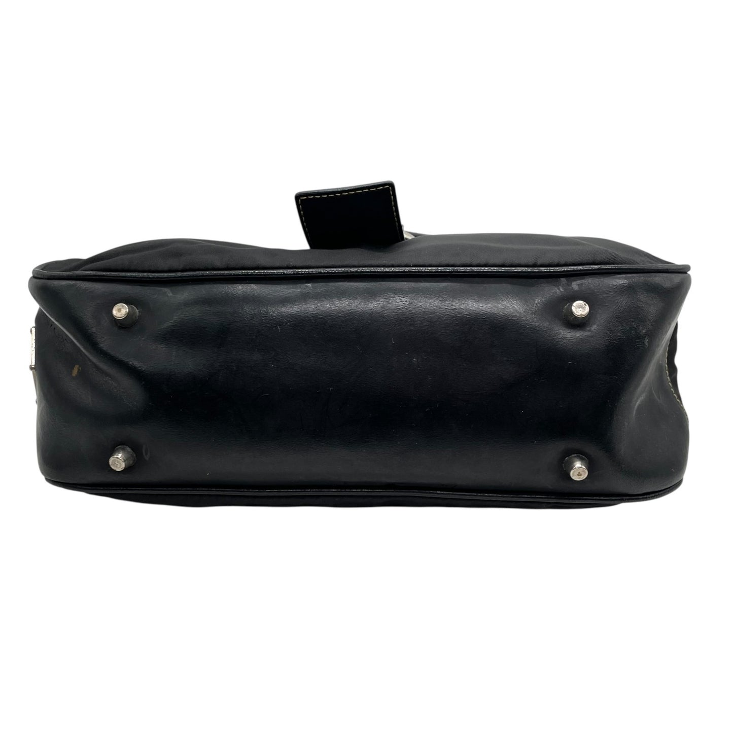 PRADA プラダ ワンショルダーバッグ ショルダーバッグ 黒 ブラック 肩掛け シルバー金具 ベルトデザイン フラップ ナイロン×レザー 三角ロゴ トライアングルロゴ ヴィンテージ テスート D1