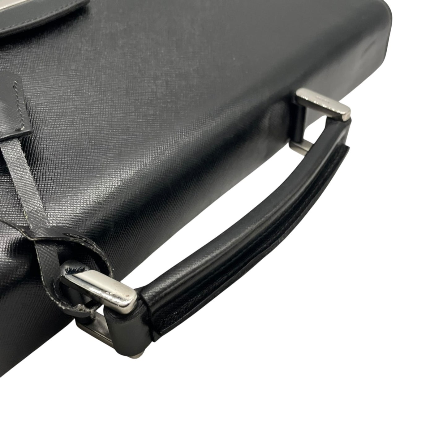 美品 PRADA プラダ ビジネスバッグ ダレスバッグ ブリーフケース 書類かばん 黒 ブラック NERO サフィアーノレザー シルバー金具 ロゴ クロシェット メンズ ビジネス D