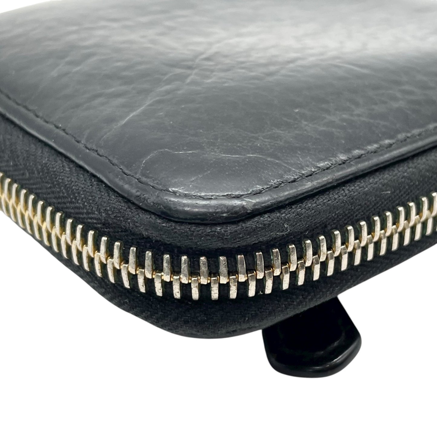 プラダ PRADA レザー ラウンドファスナー 長財布 黒 ブラック 金金具 ゴールドロゴ L字ファスナー 本革 ジップアラウンドウォレット M5