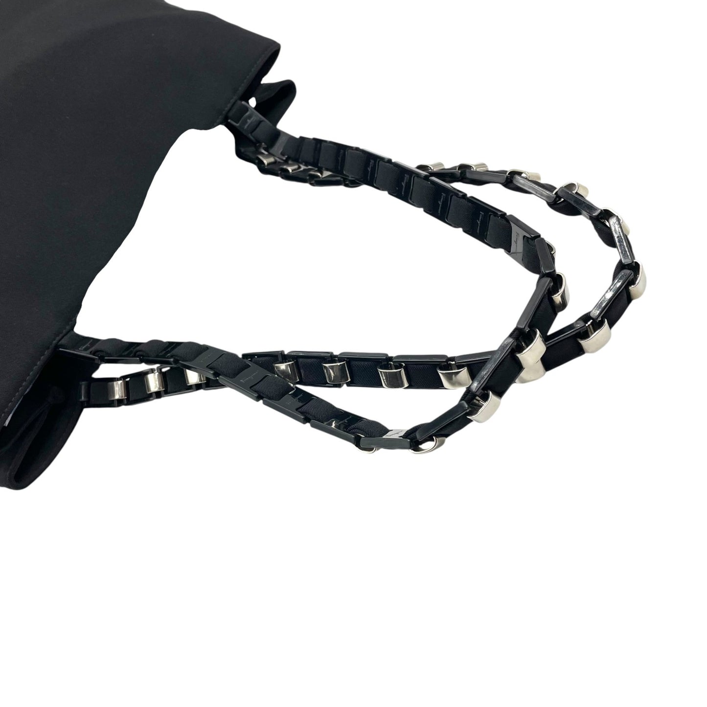 美品 サルヴァトーレ フェラガモ Salvatore Ferragamo ナイロン×レザー チェーントートバッグ 黒 ブラック シルバー金具 ロゴチャーム D4