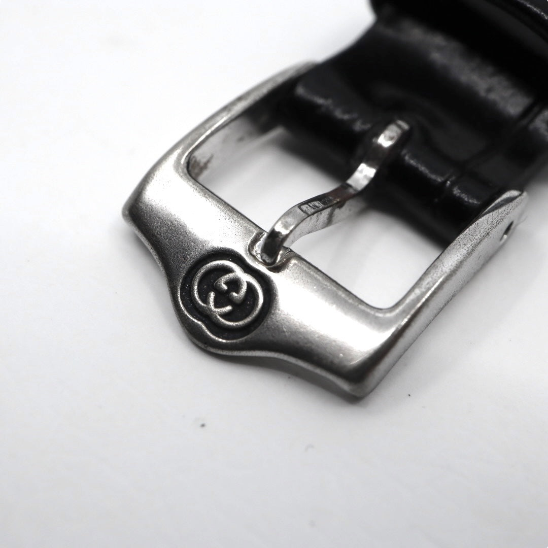 【美品/電池交換済/新品ベルト(社外品)】グッチ GUCCI 6300L レディース腕時計 クオーツ スクエアケース シルバー ホワイト文字盤 ブラックレザーベルト ホースビットデザイン クラシック エレガント ドレスウォッチ SWISS MADE G2