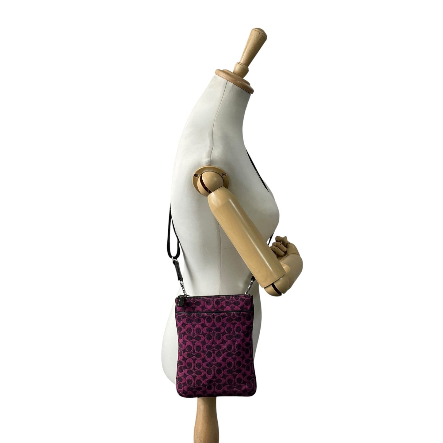 美品 コーチ COACH シグネチャー ジャカード ショルダーバッグ クロスボディ ピンク パープル ブラック レディース C8