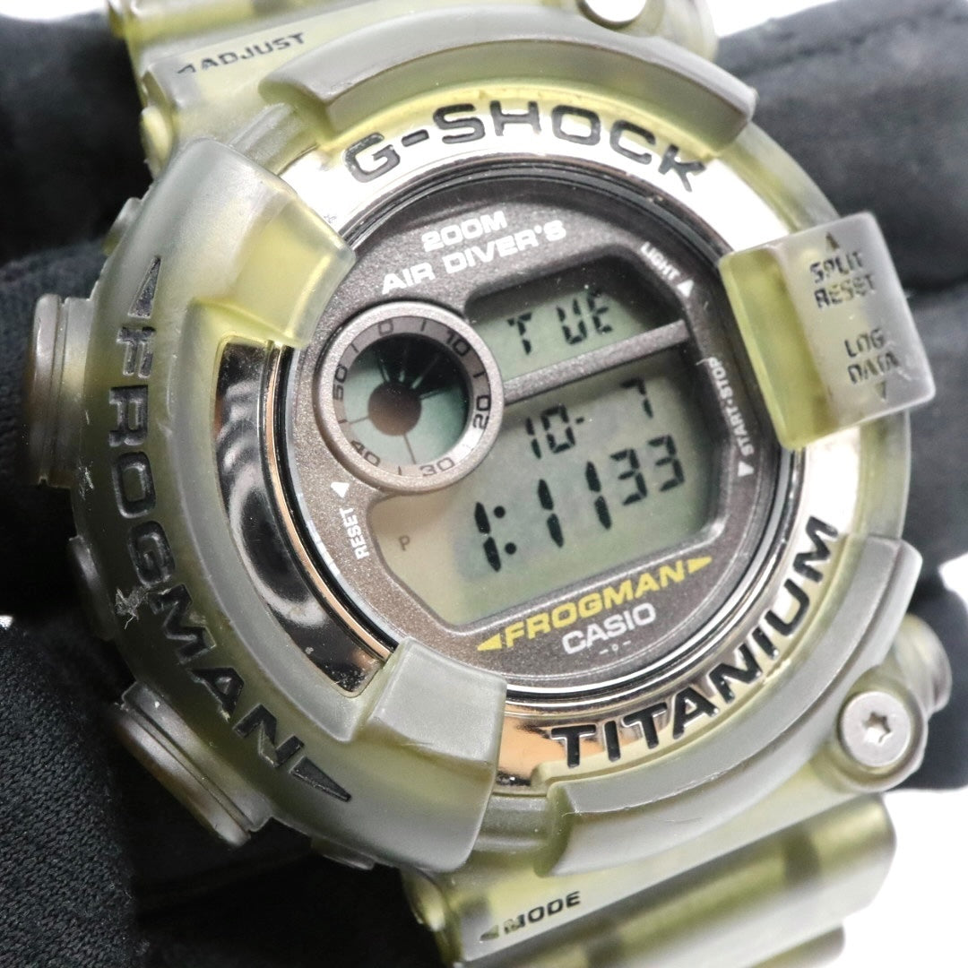 【美品】カシオ G-SHOCK FROGMAN DW-8200 フロッグマン 腕時計 メンズ デジタル チタン 200M防水 スケルトン カーキ ヴィンテージ 90年代 ストリート カジュアル タフ クリーニング済み G2