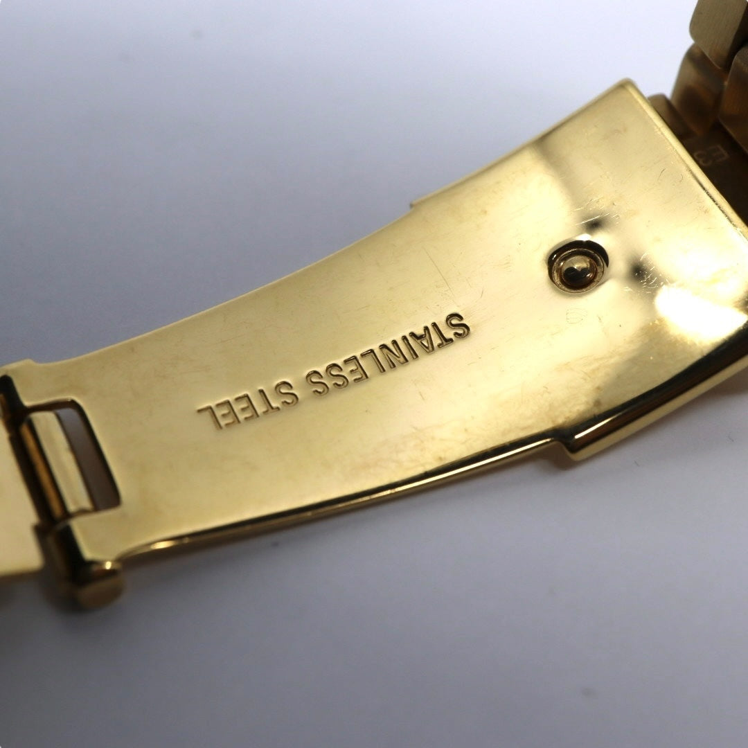 美品 電池交換済 クリーニング済 コーチ COACH 腕時計 CA-67.7.34.0690 レディースウォッチ クォーツ ゴールド ステンレススチール シルバー文字盤 シグネチャー柄 アナログ エレガント クラシック ドレスウォッチ 稼働品 G3