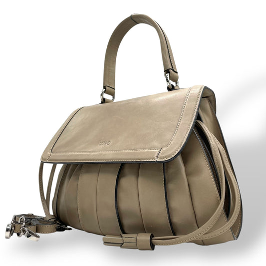 美品 ルポ LUPO ハンドバッグ グレージュ ベージュ レザー ショルダーストラップ付 肩掛け 2WAY フラップデザイン 上品カラー C6
