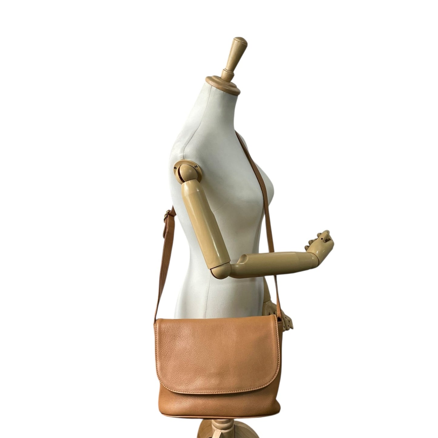 コーチ COACH ショルダーバッグ メッセンジャーバッグ キャメル ブラウン オールレザー シボ革 ゴールド金具 USA製 オールドコーチ ヴィンテージ 斜め掛け可 レディース U17