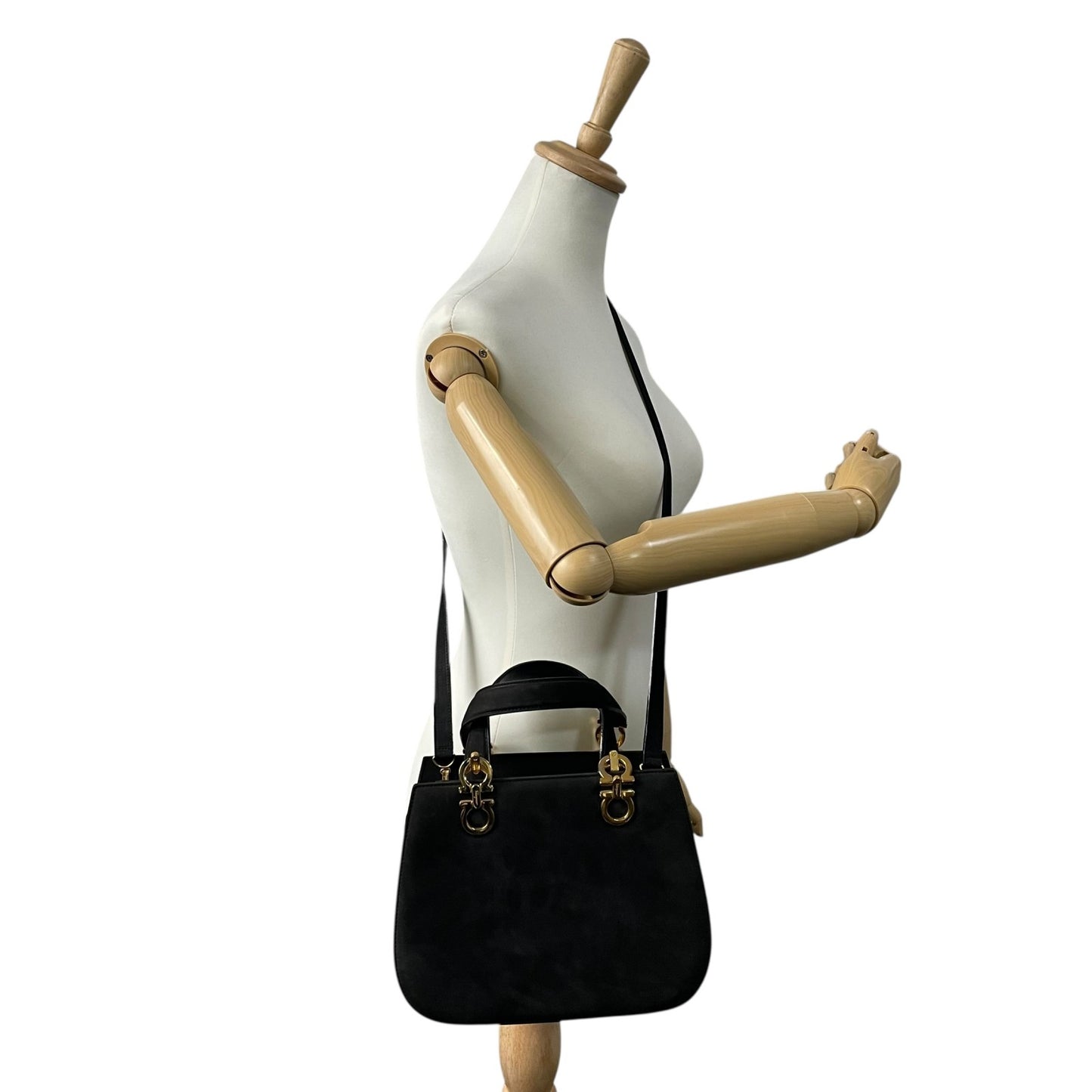 美品 Salvatore Ferragamo フェラガモ ガンチーニ 2WAY ハンドバッグ ショルダーバッグ 黒 ブラック AQ21 ゴールド金具 スエード レディース ヴィンテージ品 E