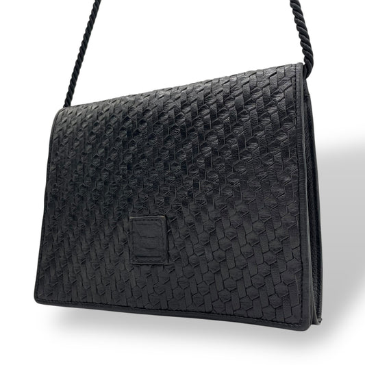 Authentic FENDI Woven Leather Shoulder Bag Black Flap Pochette Crossbody Vintage Leather Women
