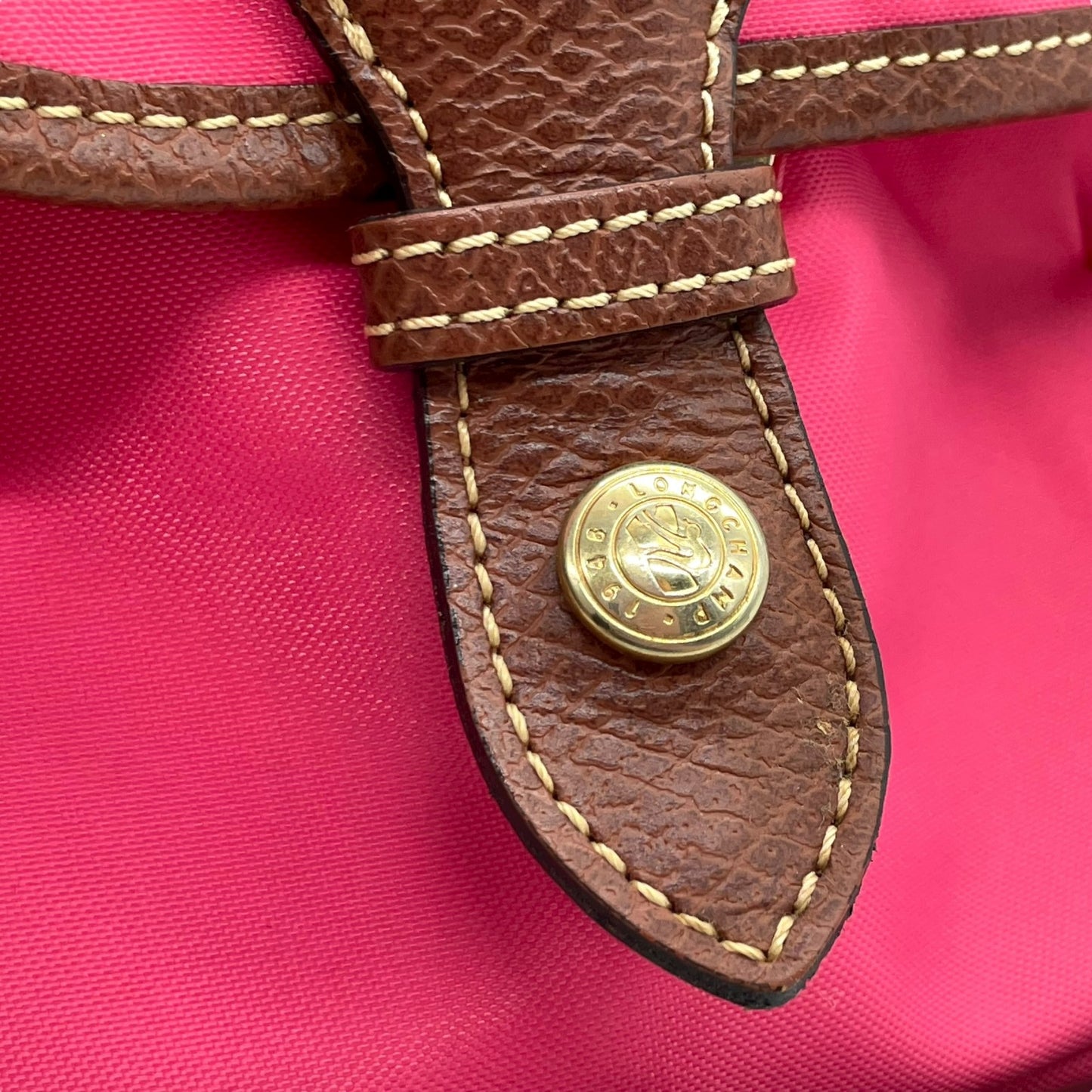 ロンシャン LONGCHAMP ナイロン ショルダーバッグ ピンク ブラウン 茶色 レザー ツインポケット メッセンジャーバッグ ゴールド金具 レディース U2