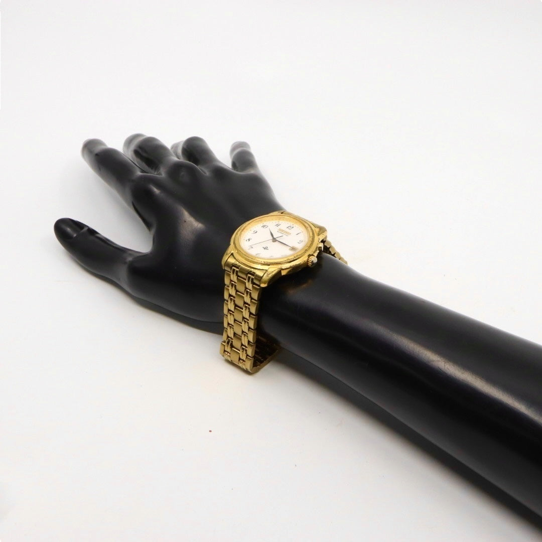 【稼働品】 seiko セイコー キネティック 腕時計 5M22-7B40 メンズ ゴールド ホワイト文字盤 デイト アナログ ヴィンテージ ドレスウォッチ クラシックデザイン エレガント ビジネス 自動巻き発電 高級モデル クリーニング済み G4