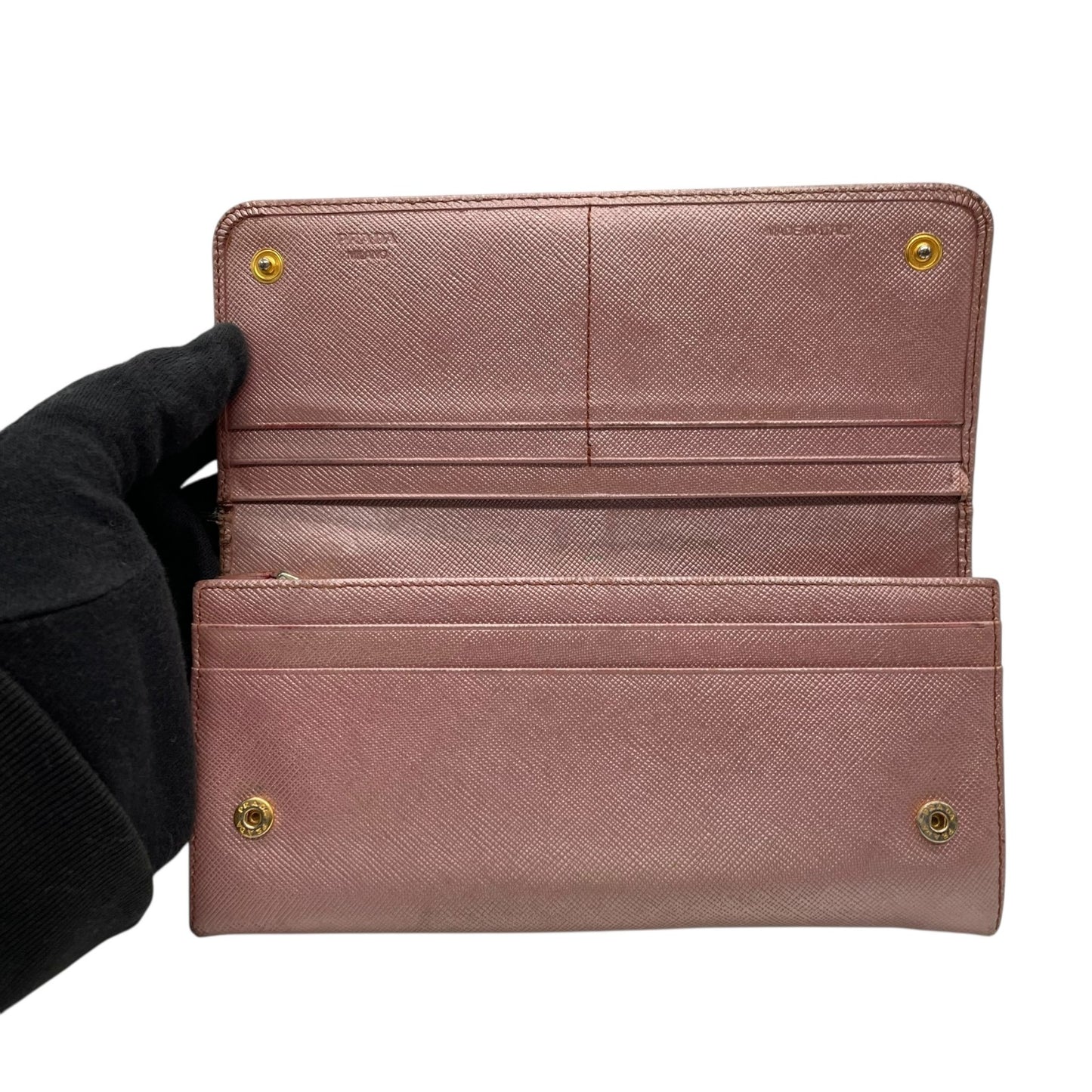 PRADA プラダ 長財布 ロングウォレット サフィアーノレザー ピンク ピンクベージュ メタリック ゴールド金具 ロゴ フラップ レディース W3